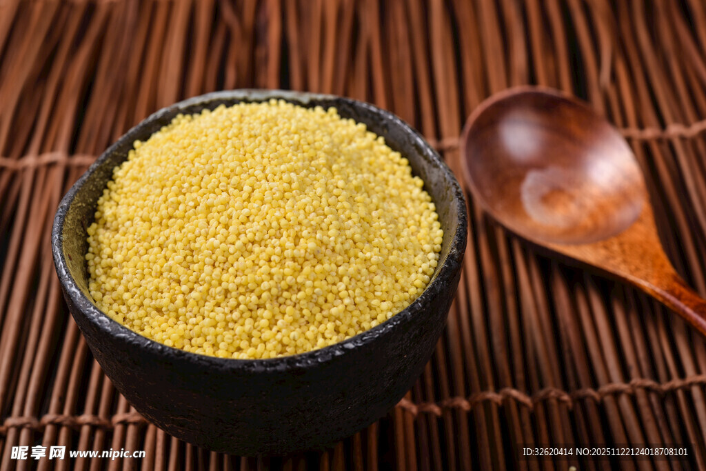 小米 谷物