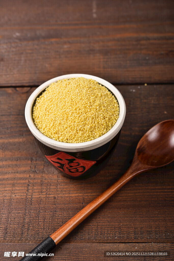 小米 谷物