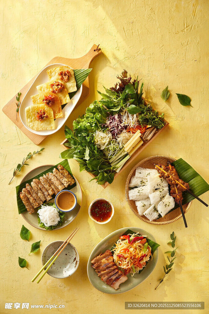 多样中式美食拼盘