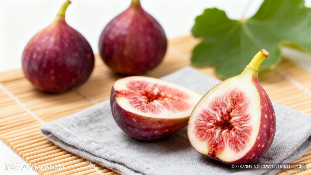 新鲜无花果切片展示