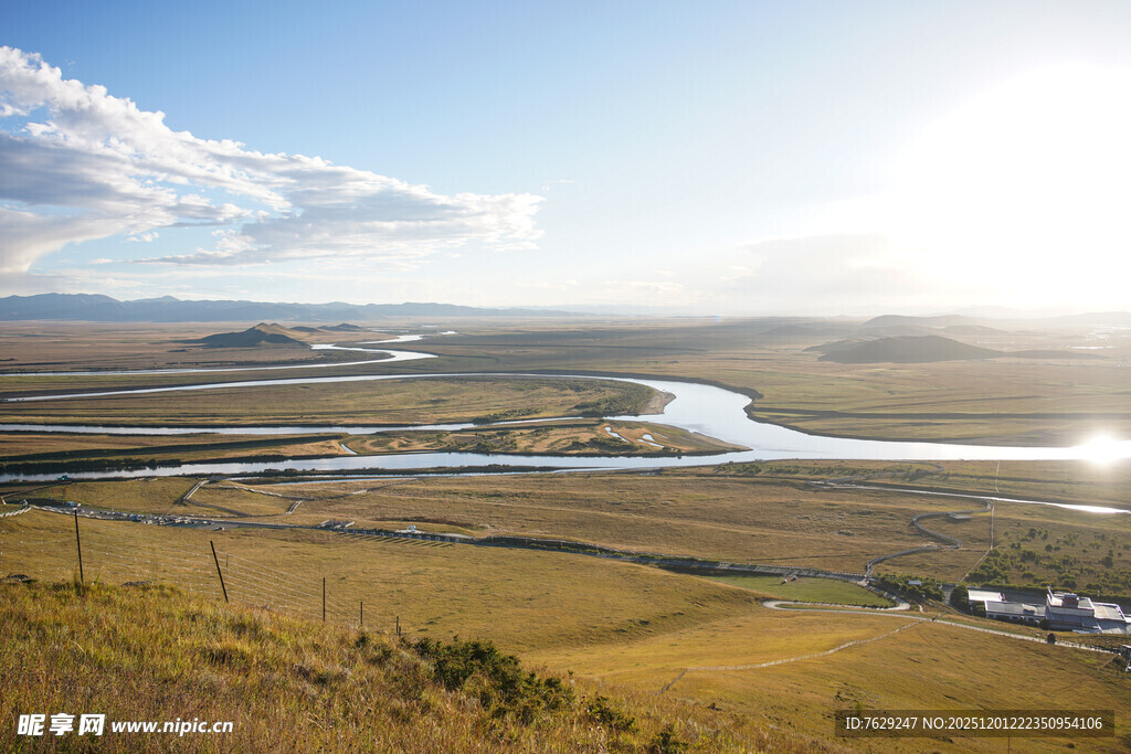 草原河畔风光九曲黄河第一湾