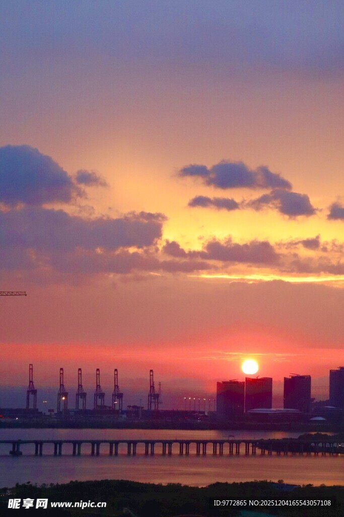 港口日落美景