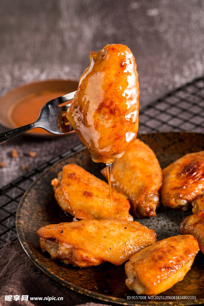 美味烤鸡翅诱人呈现