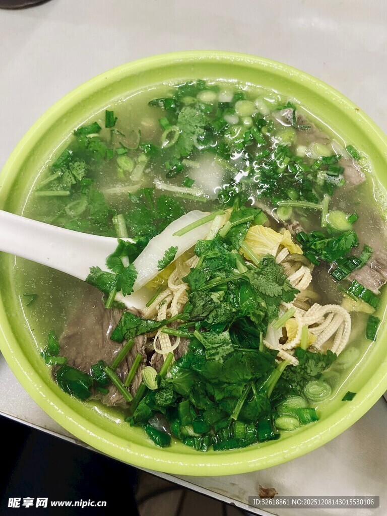牛肉粉丝汤