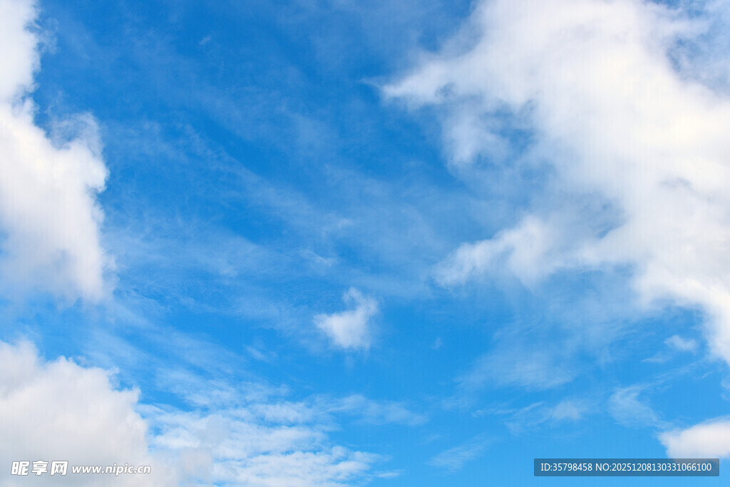 蓝天白云美景