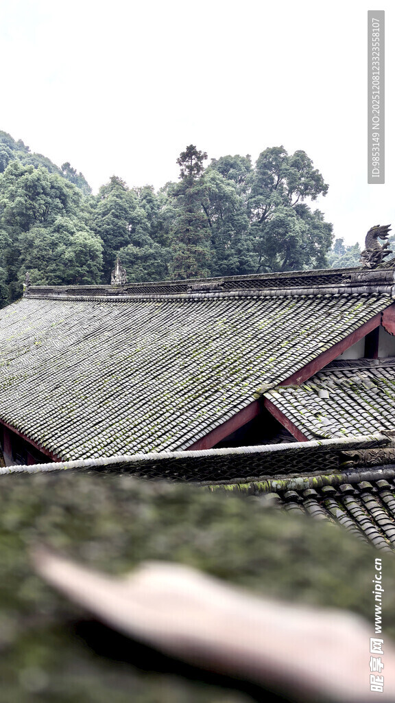 深山古寺