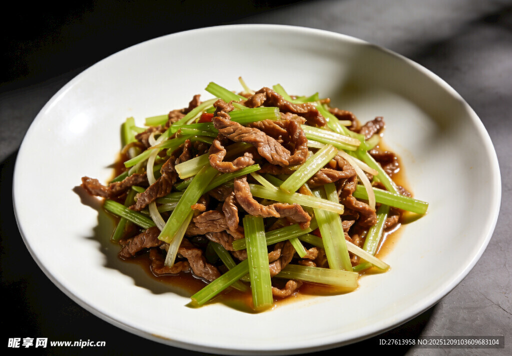 芹菜炒肉丝