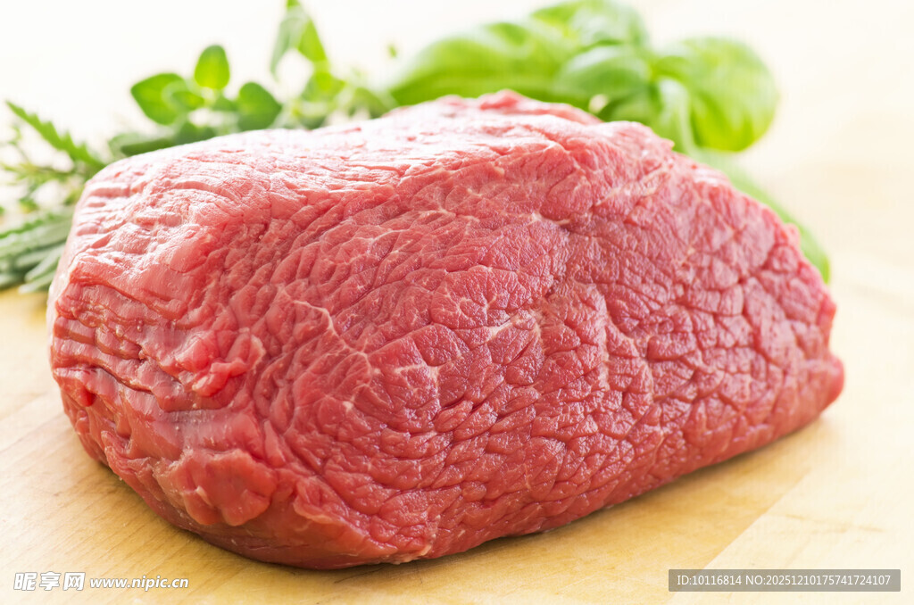 生牛肉块