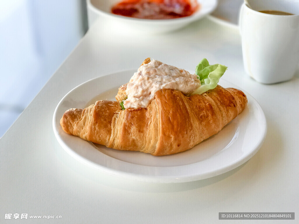 牛角包