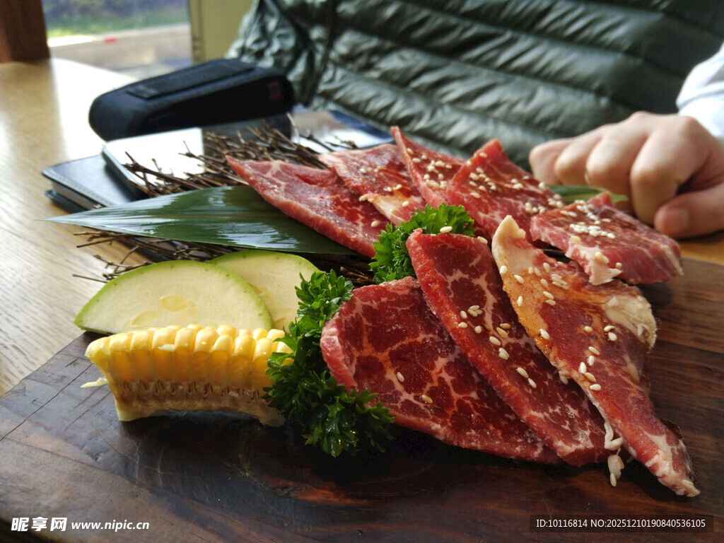 牛肉拼盘