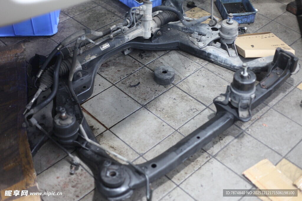 汽车底盘框架部件特写