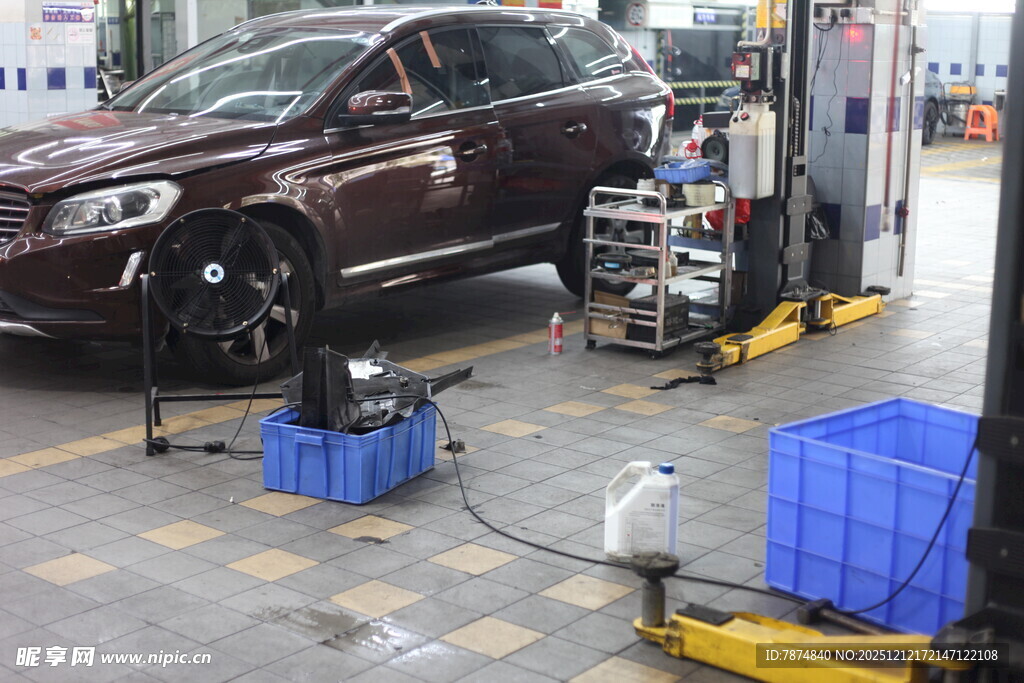 汽车维修场景展示