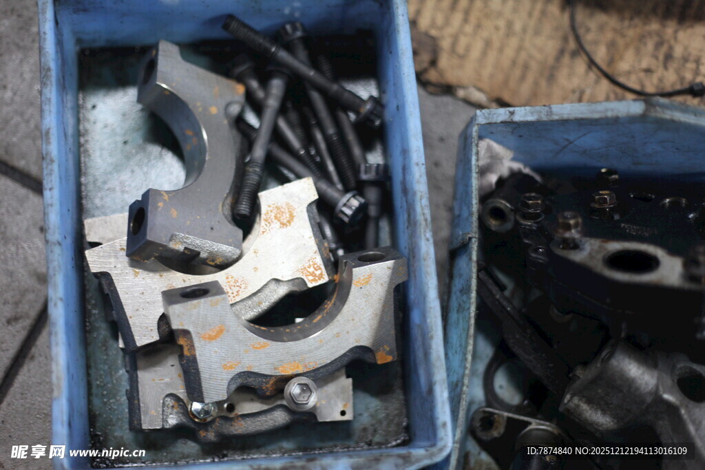 废旧机械零件收纳箱