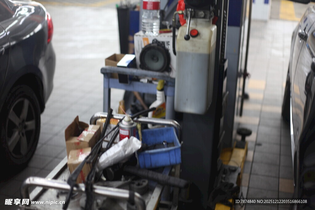 汽车维修设备场景