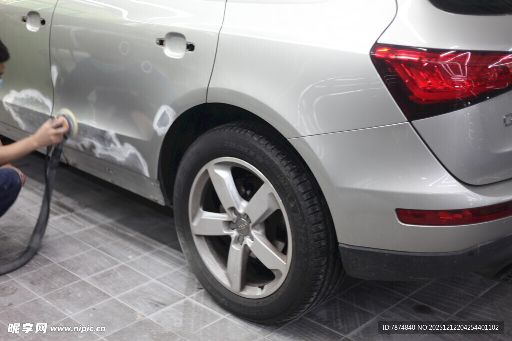 汽车车身手工打磨作业