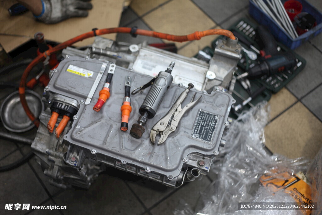 汽车变速箱拆解零件展示