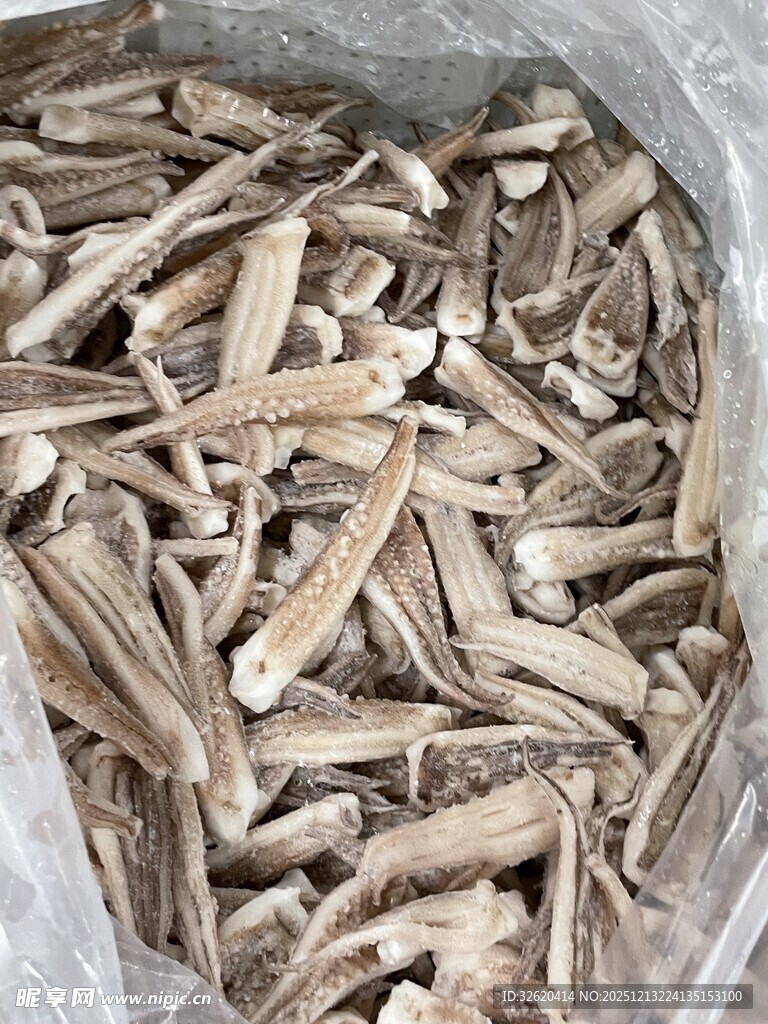 鱿鱼须