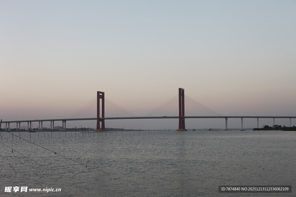 跨海大桥日落美景