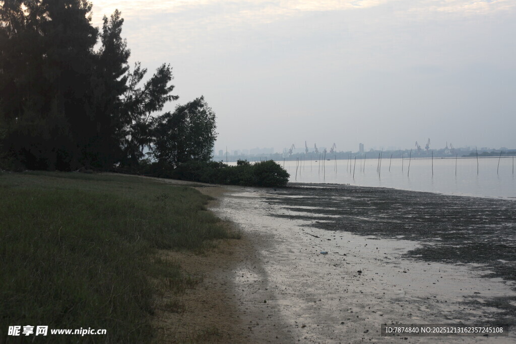 海滨黄昏景色