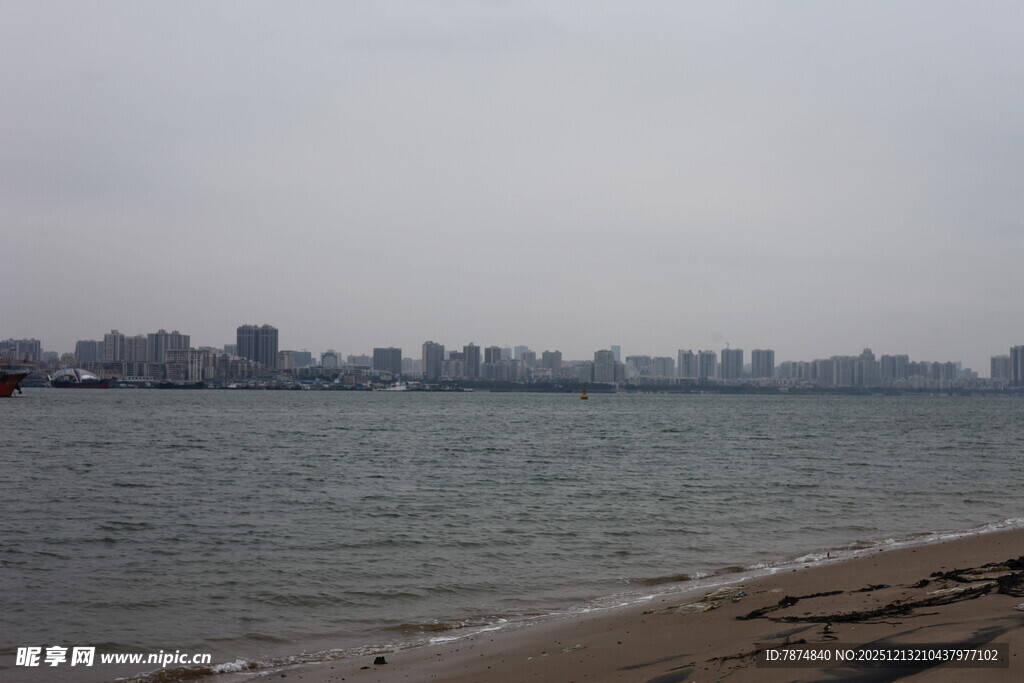 海滨城市景观水域与建筑