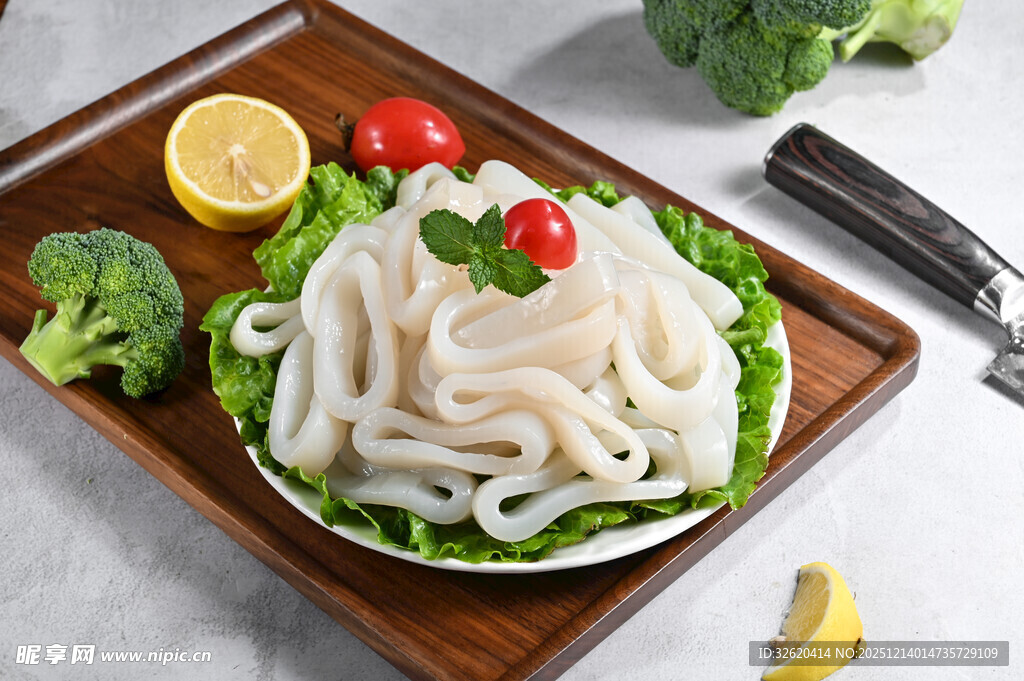 新鲜鱿鱼