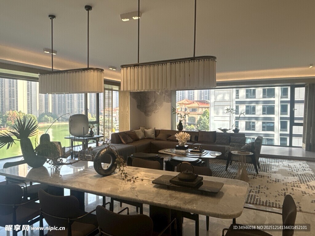 现代风格豪华客厅餐厅空间