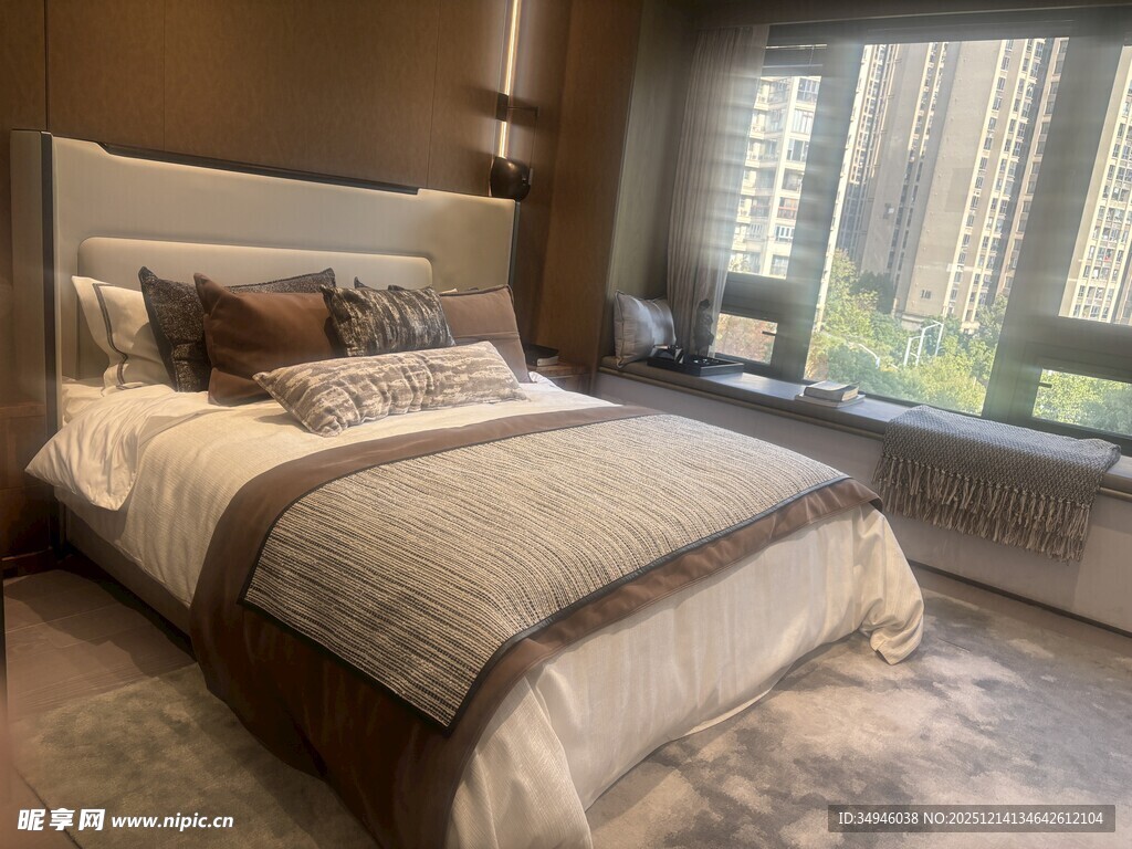 现代风格温馨卧室场景