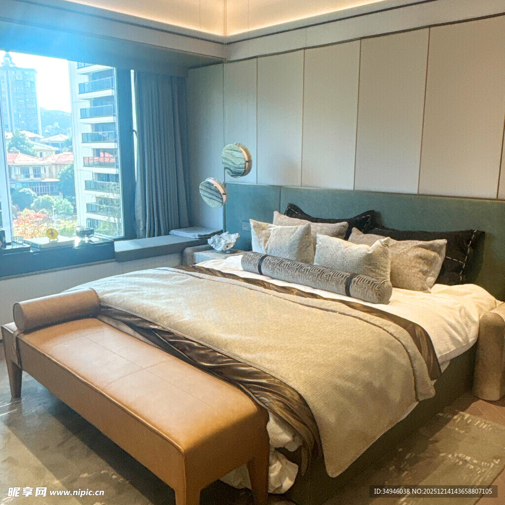 现代简约风格温馨卧室空间