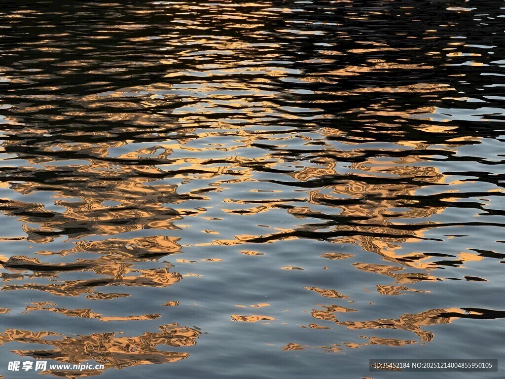 水面倒影背景
