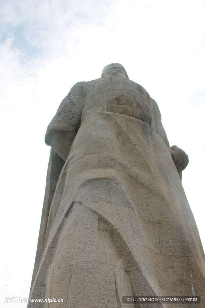 厦门鼓浪屿仰视郑成功雕像