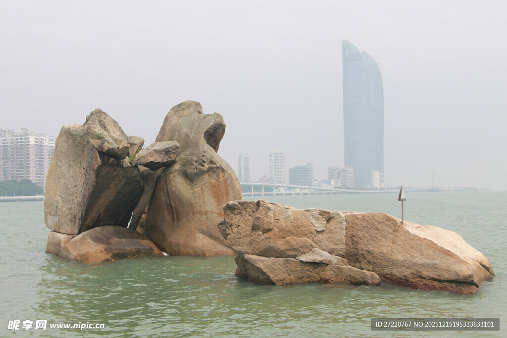 厦门海边独特礁石景观