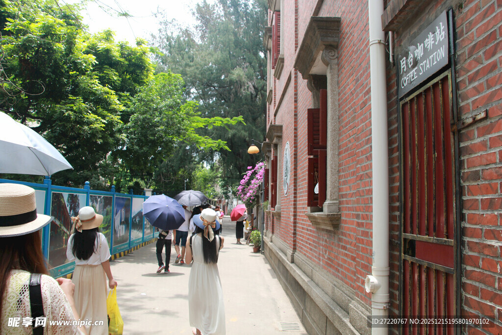 古巷行人漫步赏景 厦门