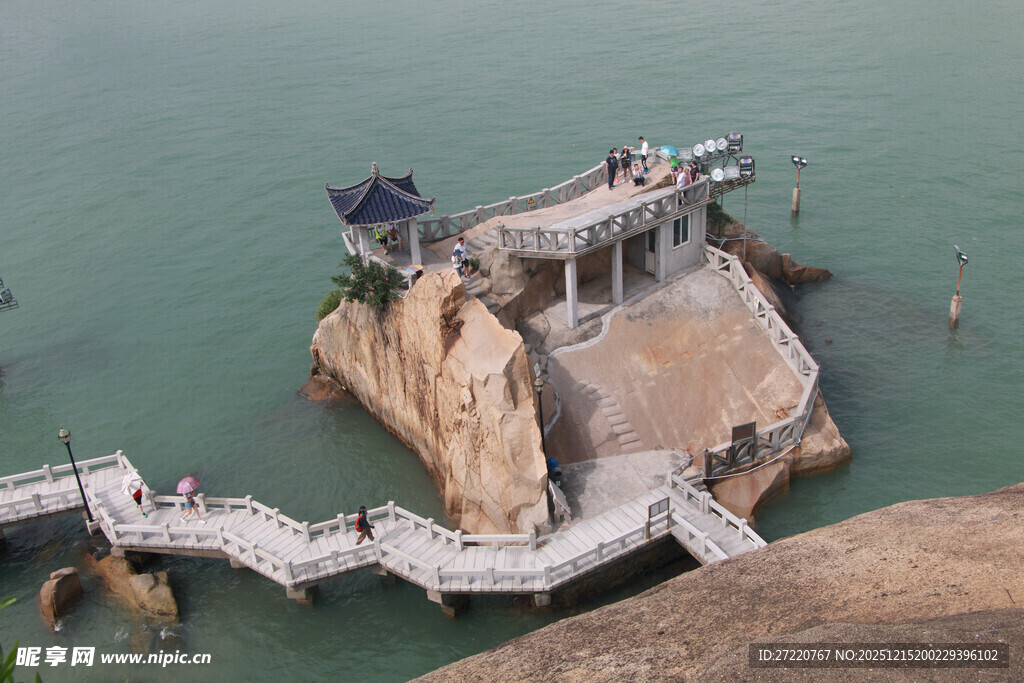厦门鼓浪屿 海上孤亭栈道风景