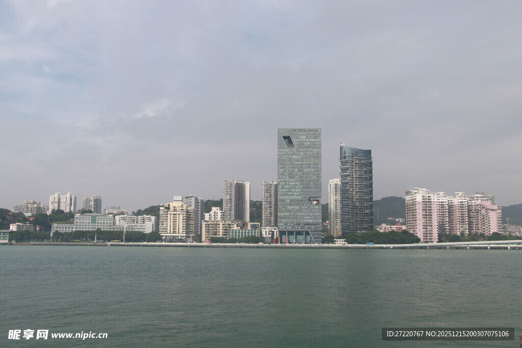 厦门鼓浪屿城市滨水天际线景观