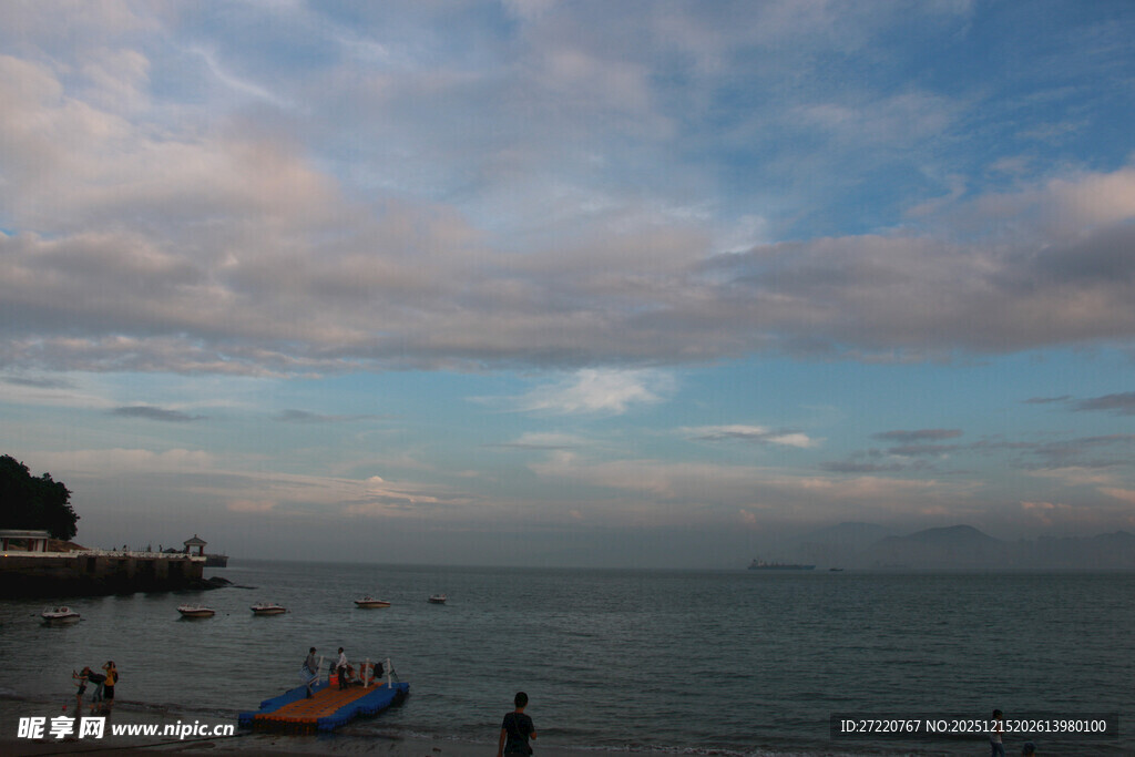 厦门鼓浪屿海边黄昏美景 