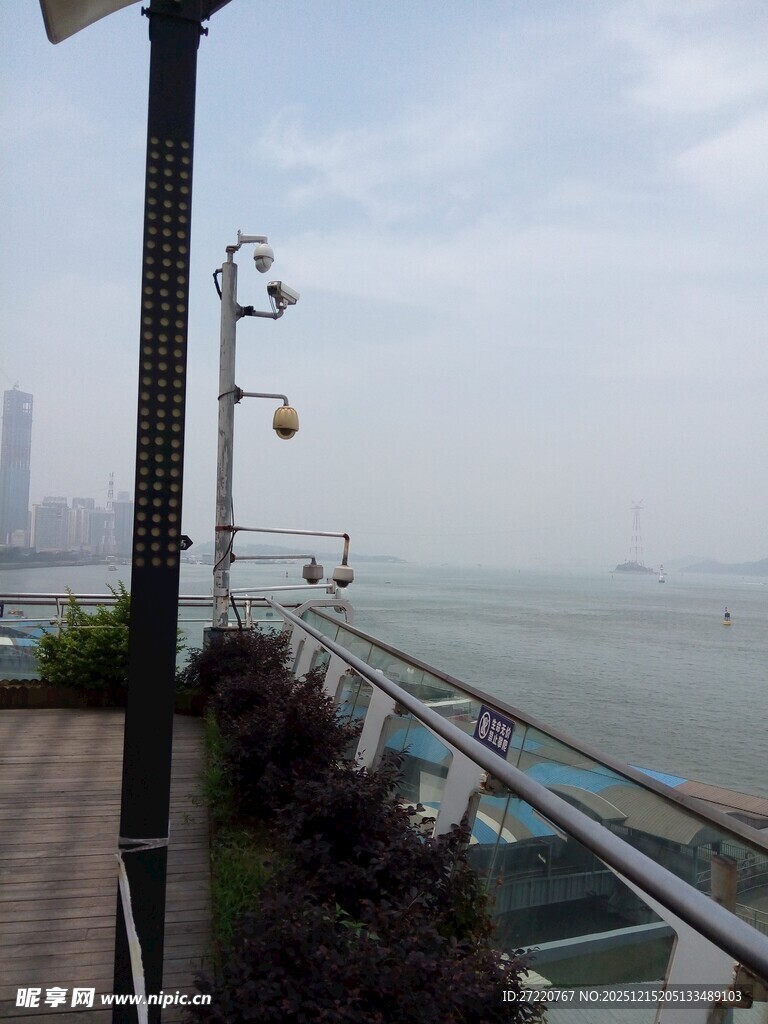  厦门海滨栈道风光