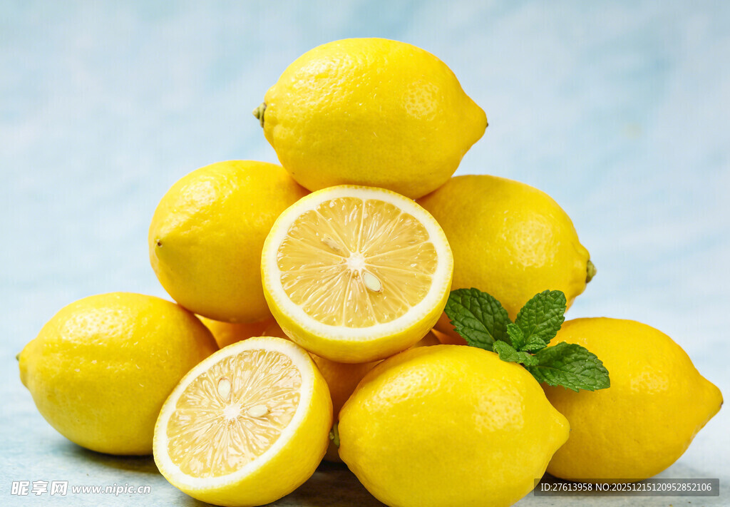 新鲜柠檬堆叠