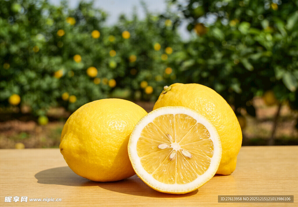 新鲜柠檬