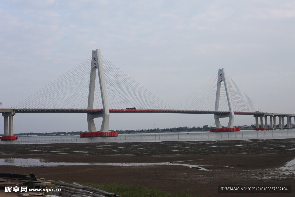 跨海大桥雄伟壮观