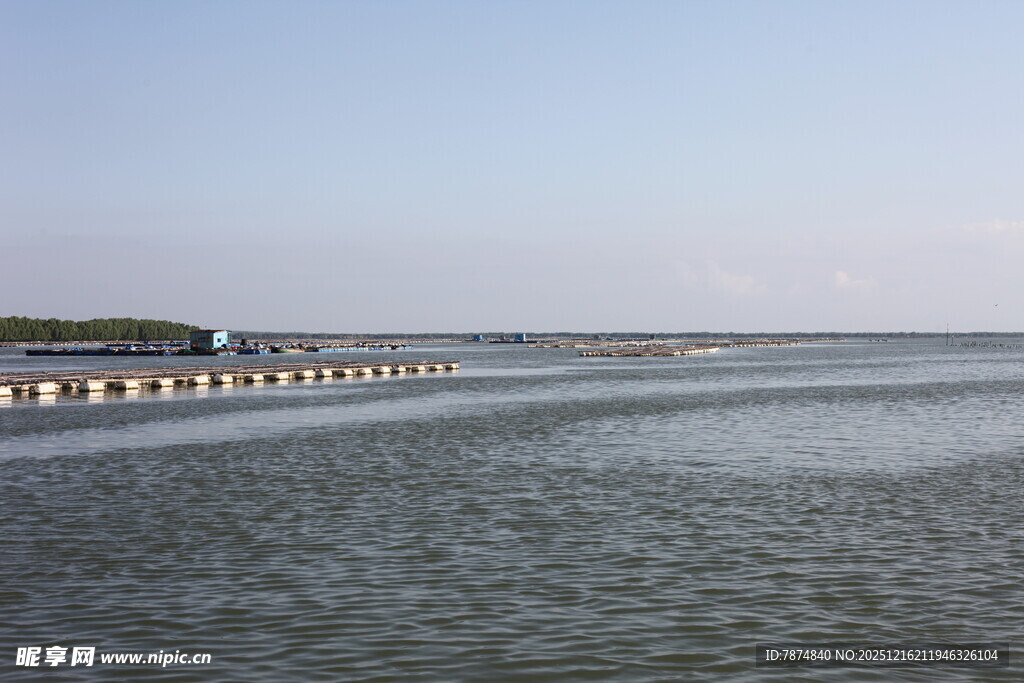 辽阔水域风光