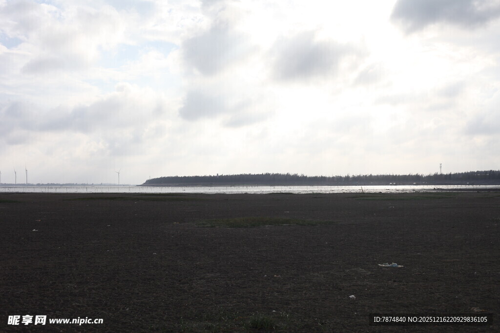 海边开阔景致