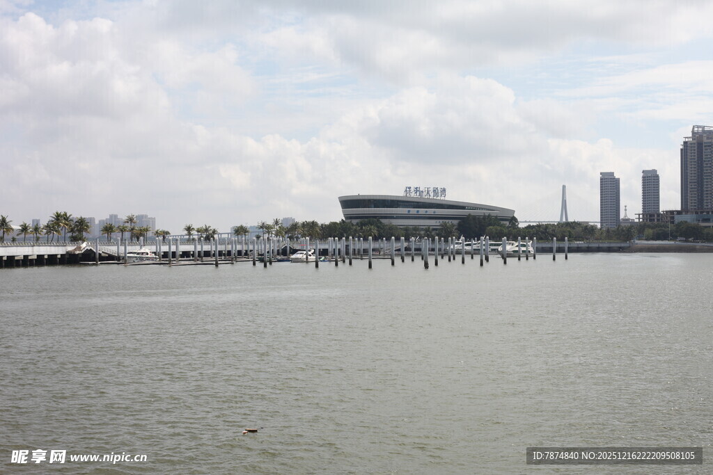 城市滨水风光景色