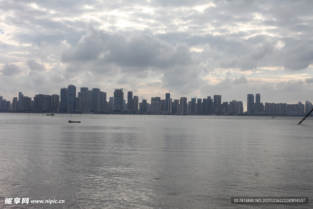 城市滨水天际线景观