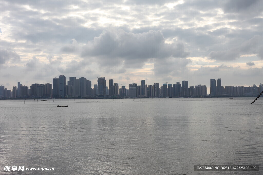 城市滨水天际线景观
