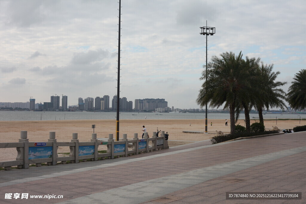 海滨城市风光