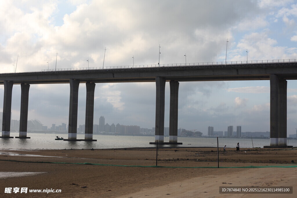 跨海大桥远景