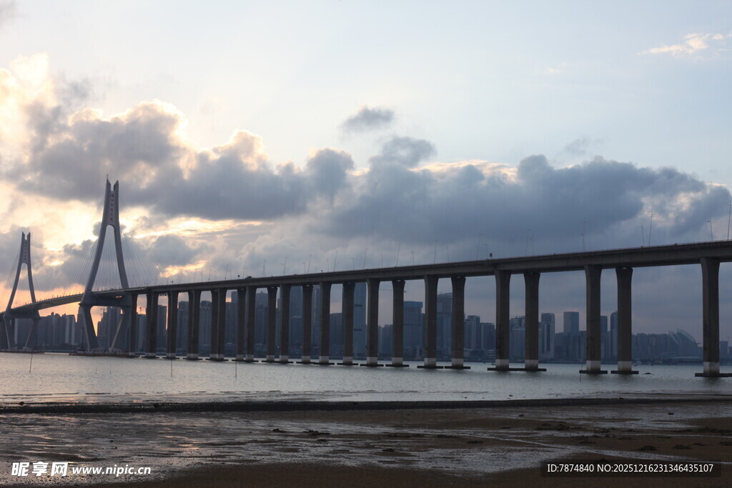 跨海大桥壮观景致