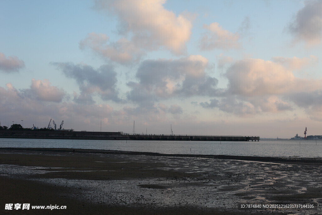 海边黄昏美景