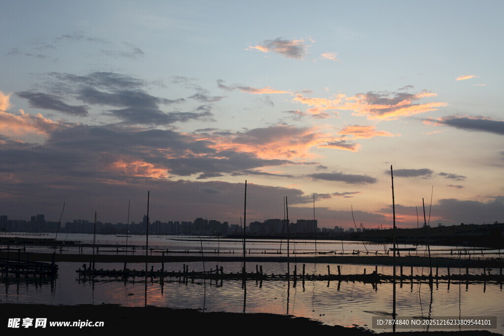 海港日落美景