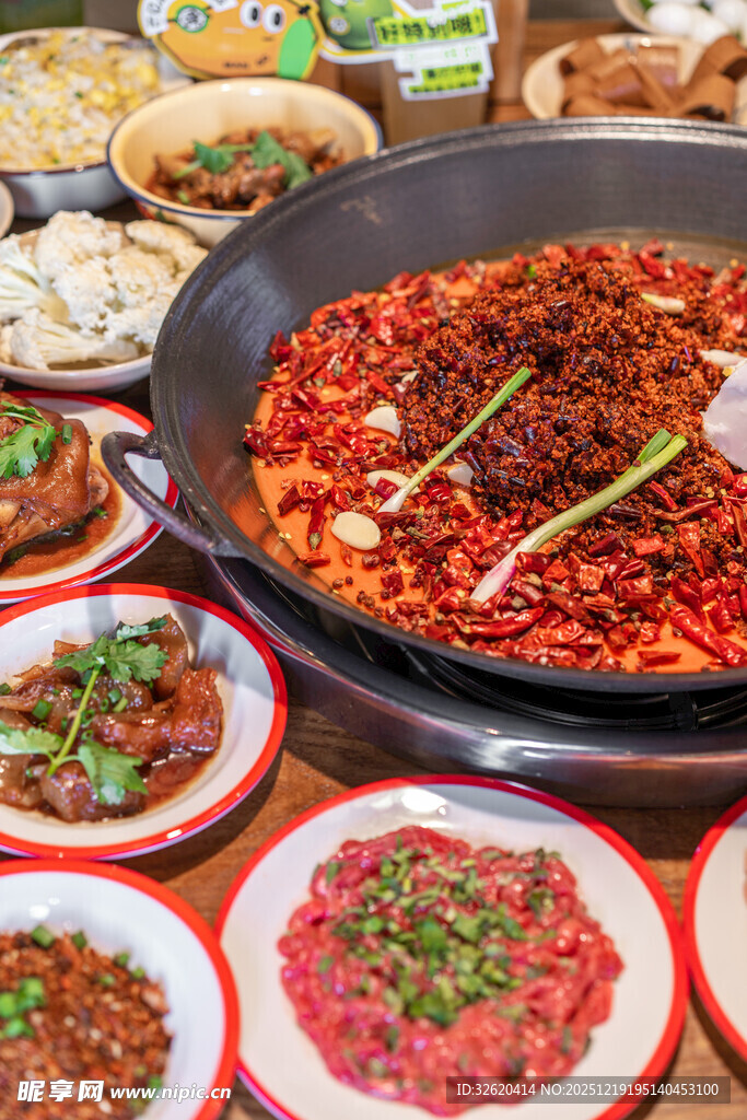 丰盛火锅食材